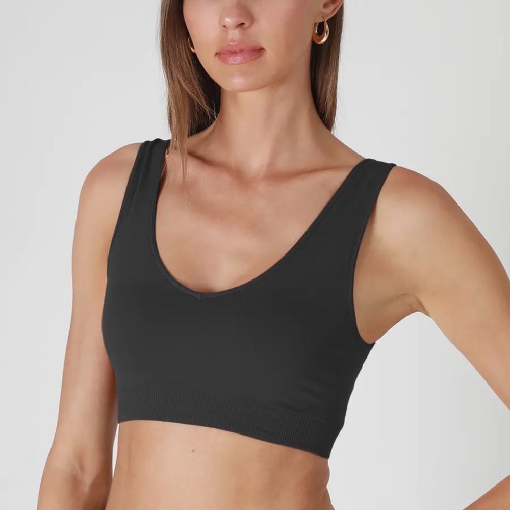 Women's Black Seamless Bralette